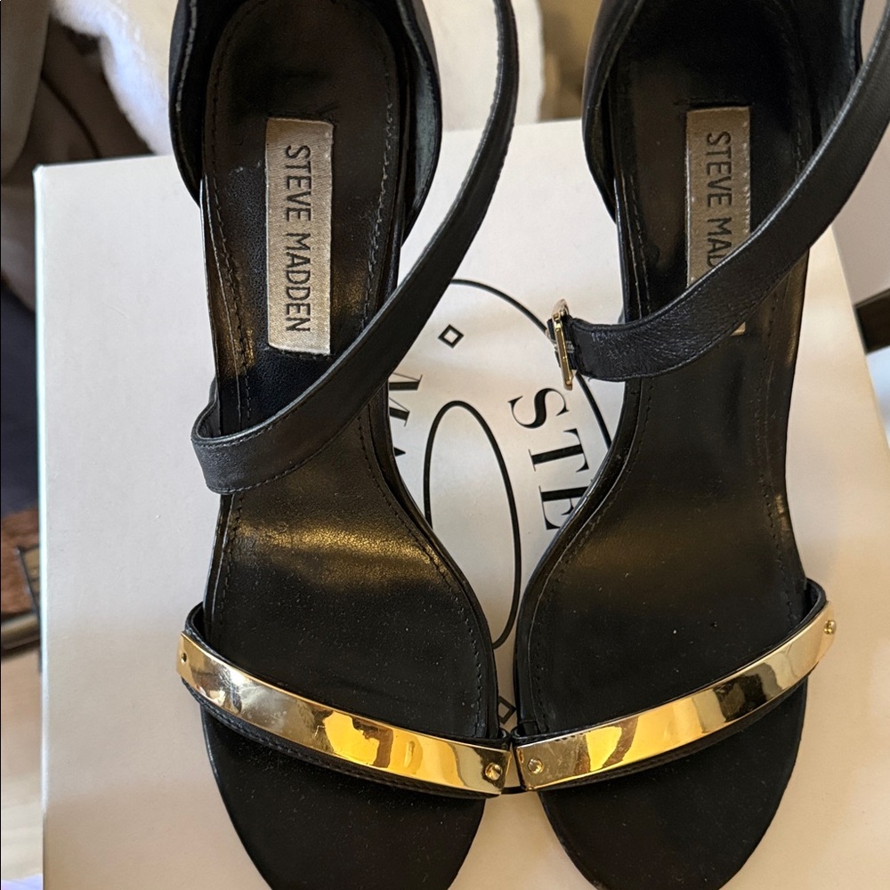 Steve Madden Black and Gold Heels